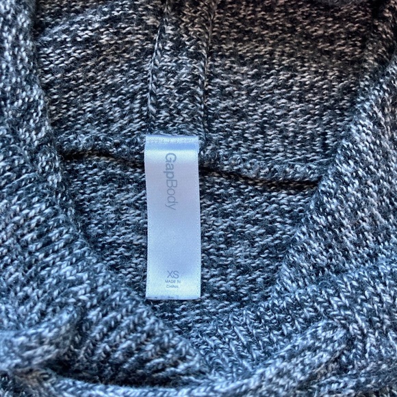 GapBody | Hooded Sweater | Heathered Pullover | XS | Athleisure - Picture 3 of 14